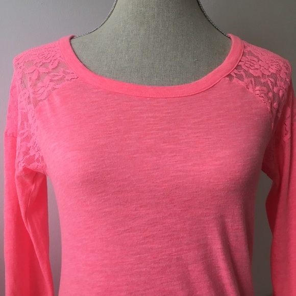 PINK VS Lace Shoulder Raglan Long Sleeve Tee Size XS - Picture 5 of 8